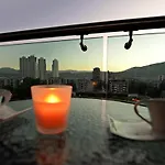 Diva Capitol Luxury דירה